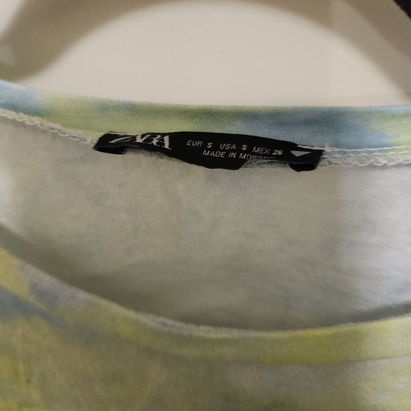 ZARA Size Small and Medium Tee Shirt 💗 - Picture 3 of 6